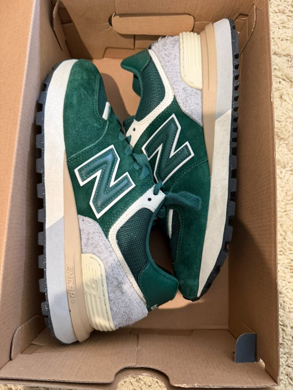 New Balance Green Size 8